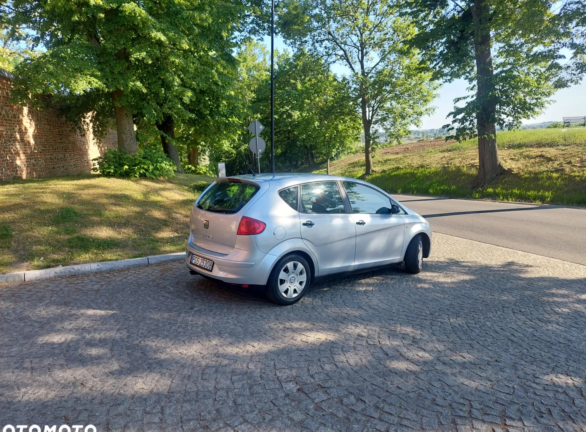 Seat Altea cena 14400 przebieg: 168000, rok produkcji 2005 z Piaski małe 781